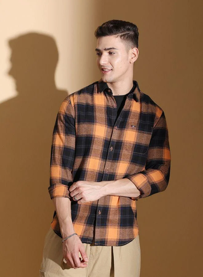 The Indian Garage Co Men Slim Fit Checkered Full Sleeves Cutaway Collar Casual Shirt