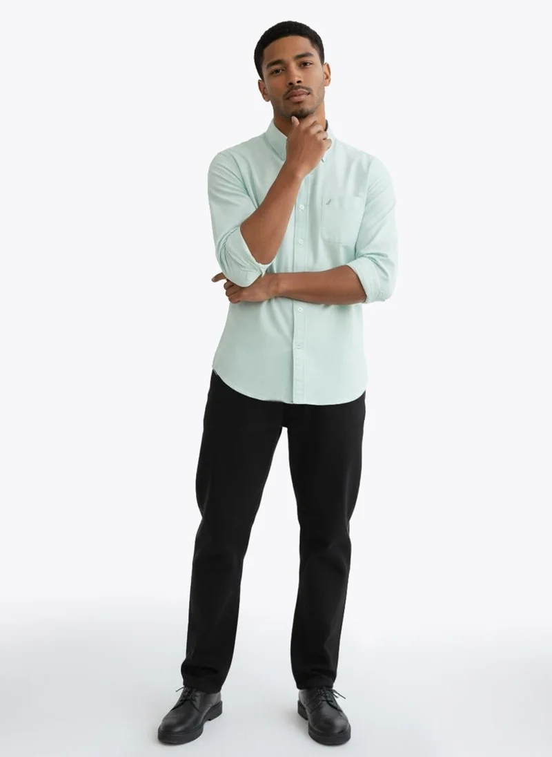 نوتيكا Men's Solid Long Sleeve Oxford Shirt