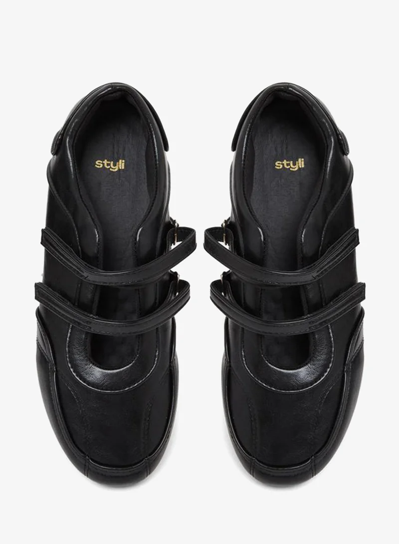 Styli  Black Solid Round Toe Velcro Sneakers for Women | Best Price UAE
