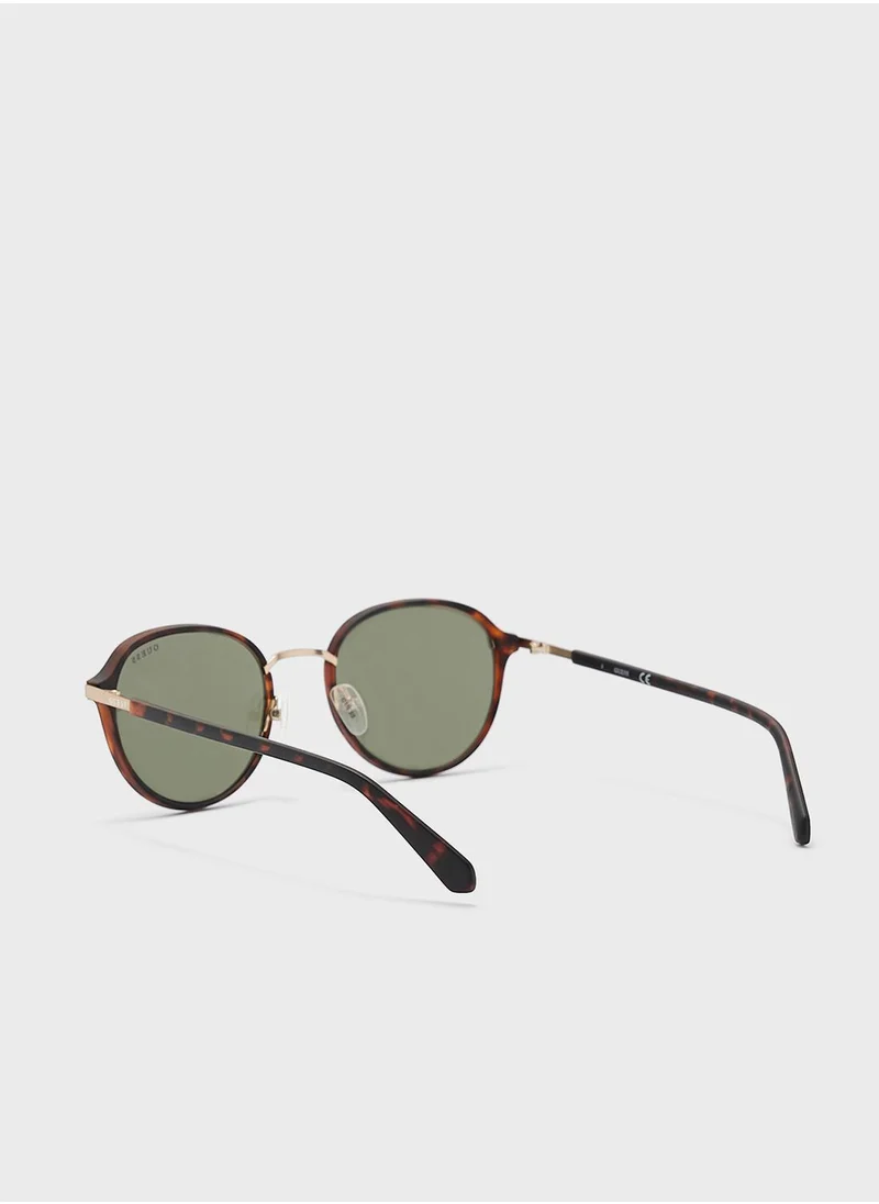 GUESS Round Sunglasses