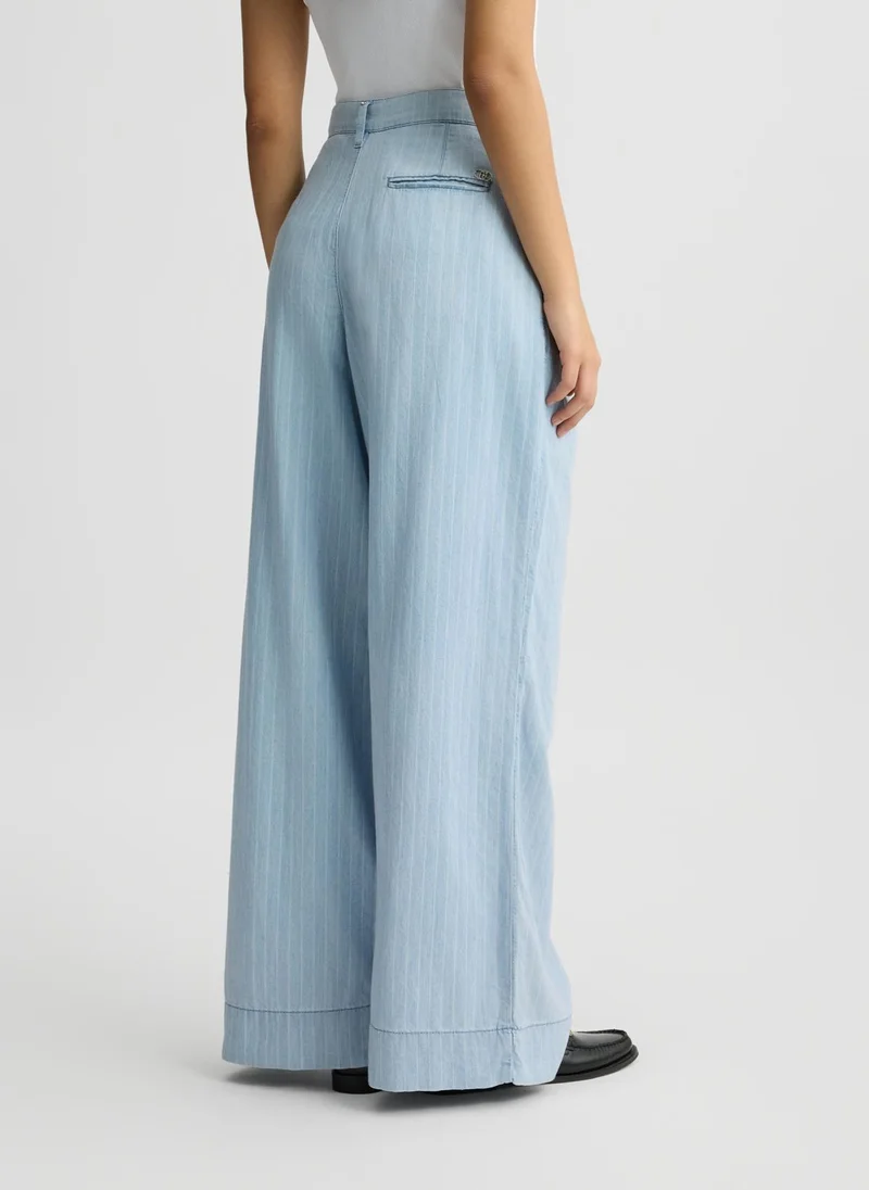 ليو جو بنطلون جينز مخطط