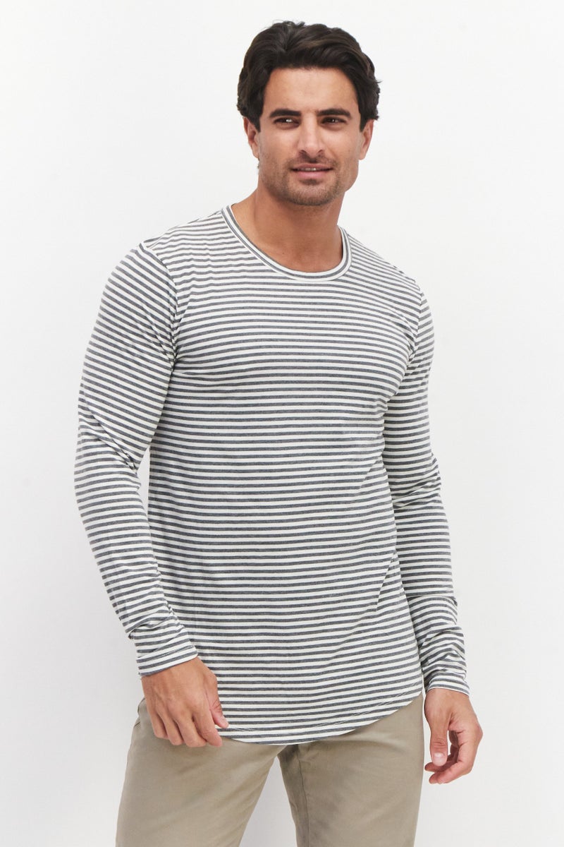 Project Essentials تي شيرت رجالي بأكمام طويلة وياقة دائرية، مخطط، رمادي - Image 1