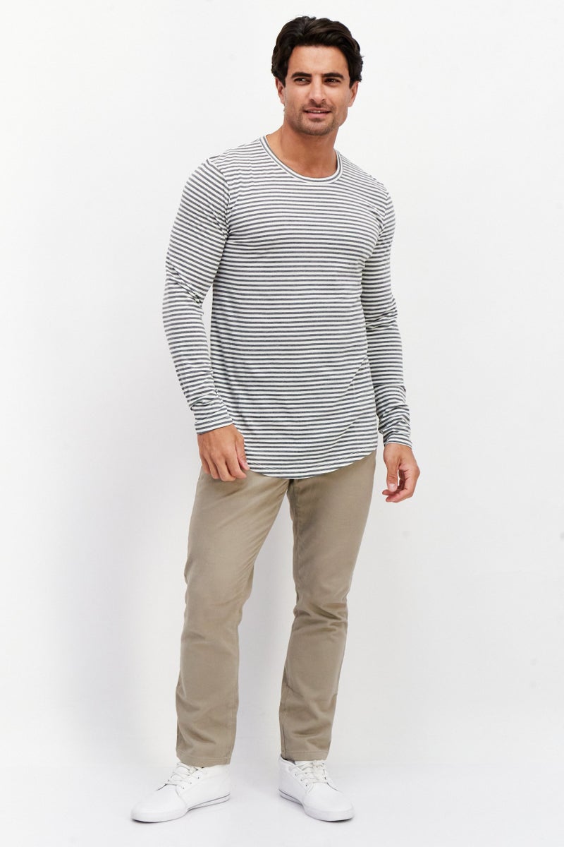 Project Essentials تي شيرت رجالي بأكمام طويلة وياقة دائرية، مخطط، رمادي - Image 4