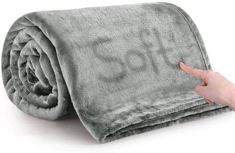 MOONLIGHT20015 Fleece Throw Blanket for Bed  Soft Cosy Fluffy Blankets for Sofa 400 GSM Silk Touch Warm Double Throws for Audlts Silver Grey 150x200 Cm