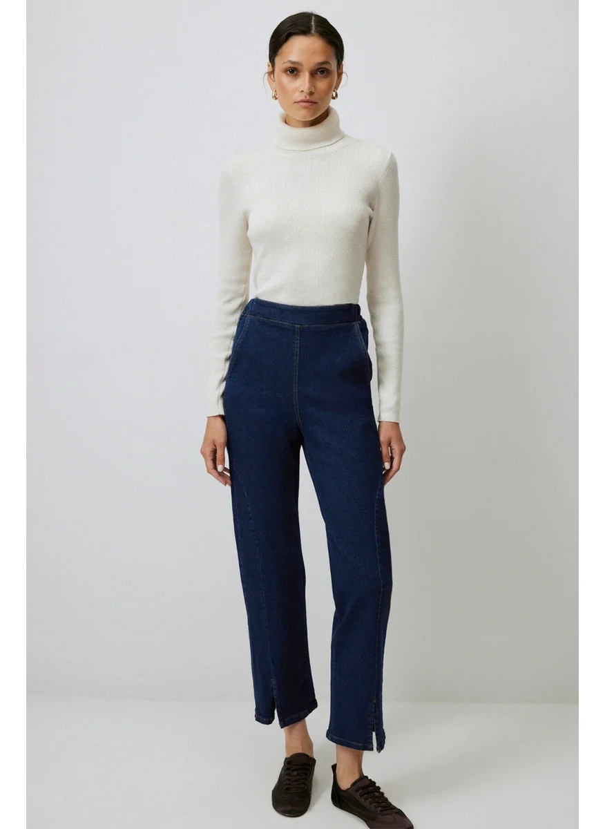 تاتشي Straight Fit Denim Trousers