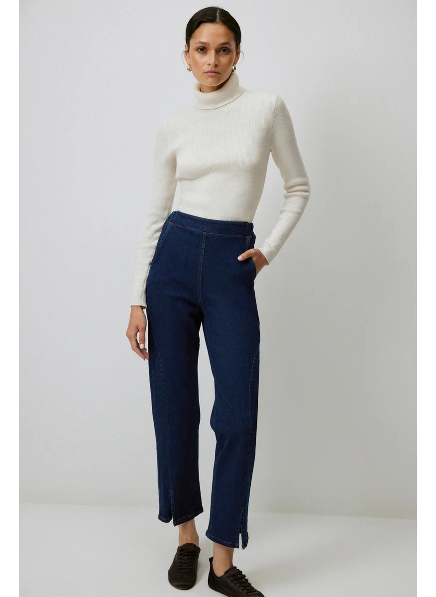تاتشي Straight Fit Denim Trousers