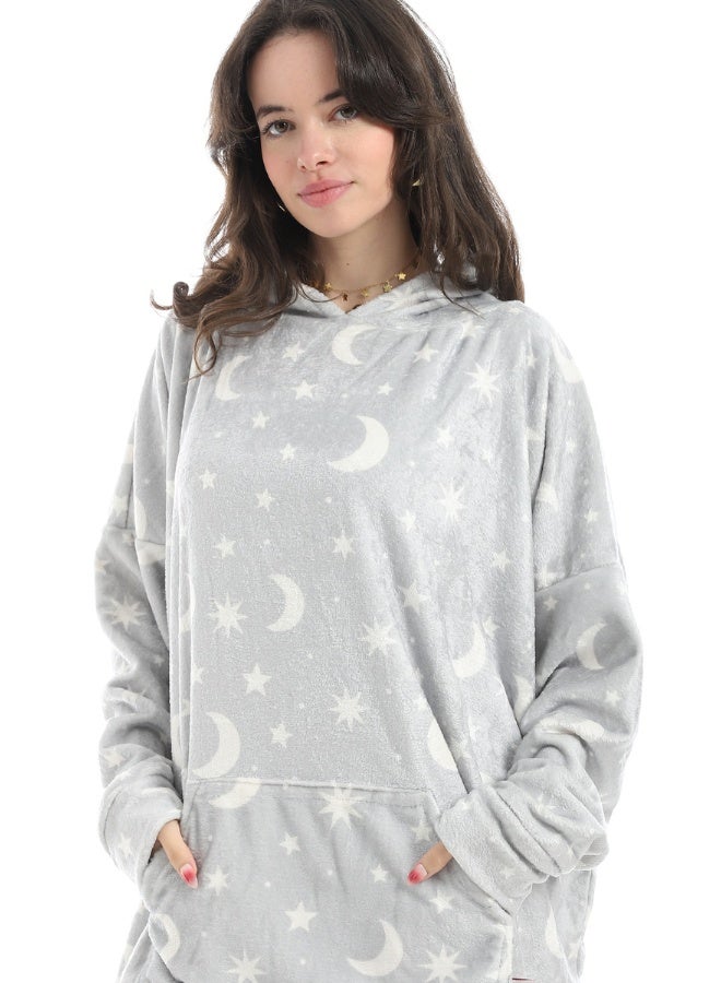 Snooze, Over-sized Wearable Blanket with Hodi, Loomy design - Image 3