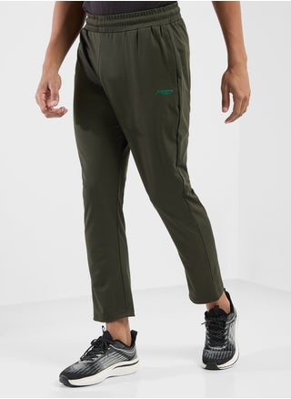 Essential Sweatpants - pzsku/Z228B27446EC1C6814FF8Z/45/_/1742368561/a0fe3e8a-255a-45e7-b5c9-d704fb3d2fcc
