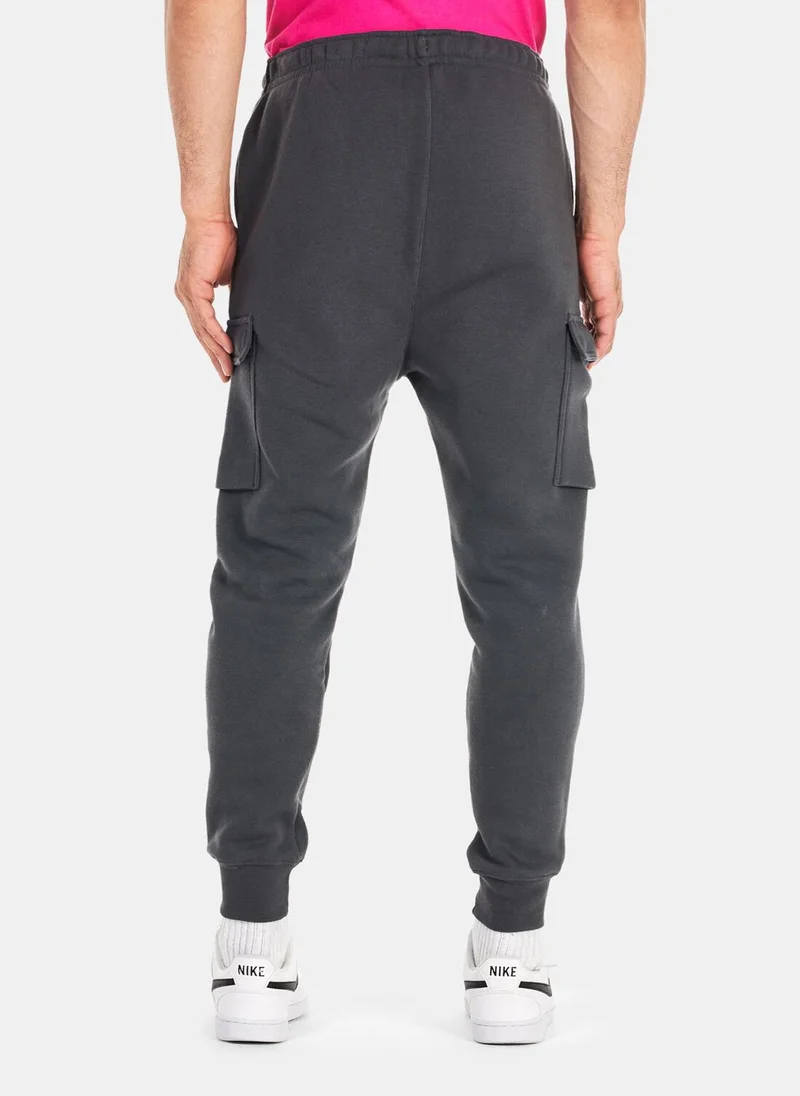 Nike Men's Sportswear Standard Issue Cargo Pants