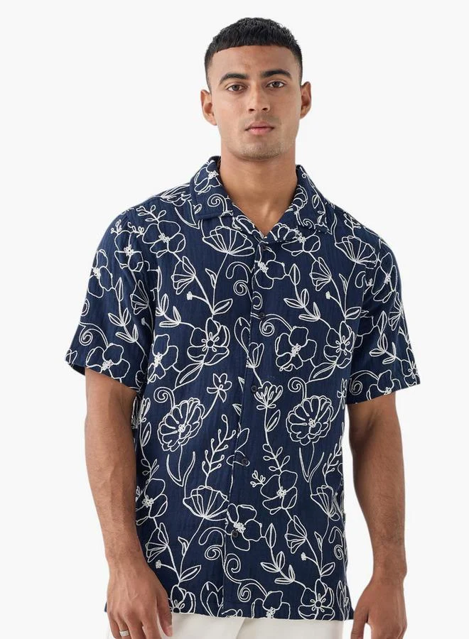 Lee Cooper Lee Cooper Regular Fit Floral Embroidered Collared Shirt