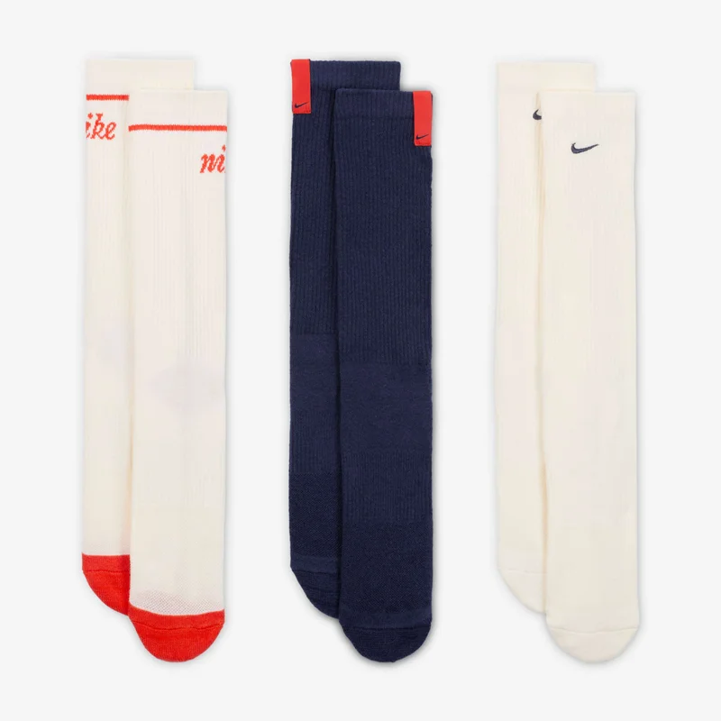 Nike Everyday Plus Cushioned Crew Socks (3 Pairs)