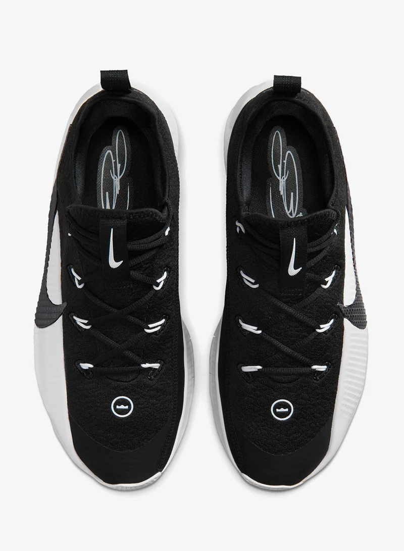 نايكي ليبرون تي آر