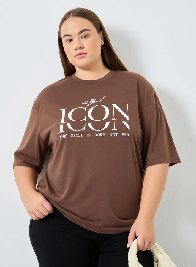Styli Styli Plus Size Brown Graphic Print T-Shirt