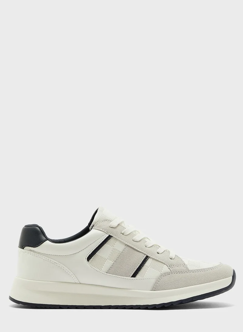 Seventy Five Casual Sneakers