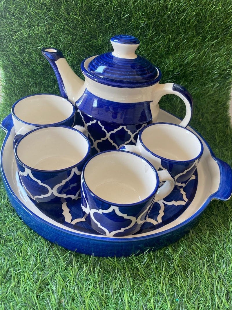The Xstore طقم غلاية شاي سيراميك مطلي يدويًا | طقم شاي صباحي | 1 غلاية (600 مل) | 1 صينية | 4 أكواب شاي (180 مل) | آمن للاستخدام في الميكروويف (أزرق) - Image 2