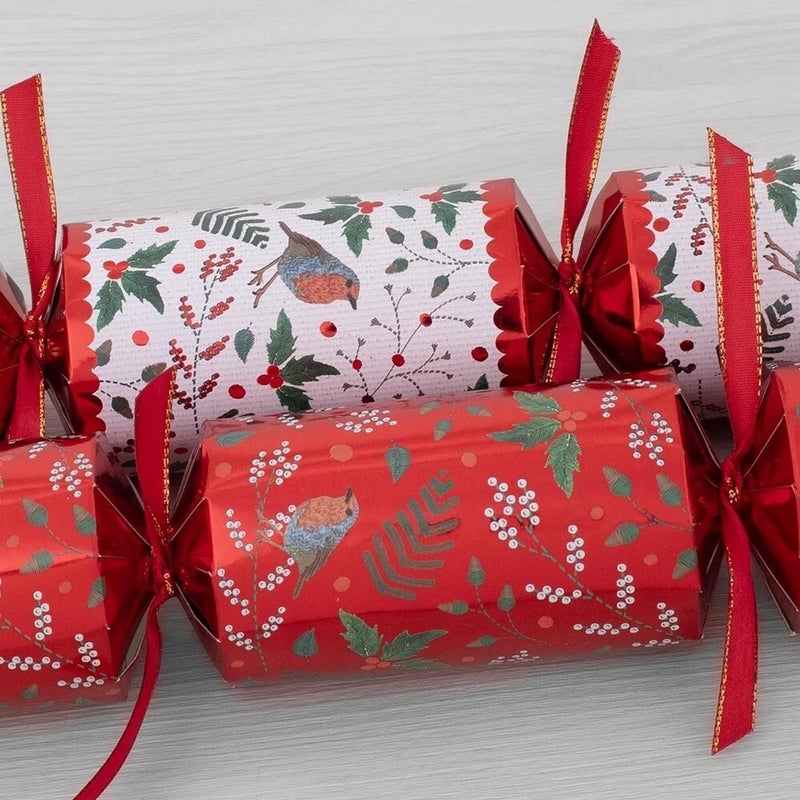 RSW 8 Premium Red Robin 12.5-Inch Christmas Crackers – Holiday Party Favors, Festive Fun, and Seasonal Decor for Kids and Family, Christmas Celebration Essentials - Image 5