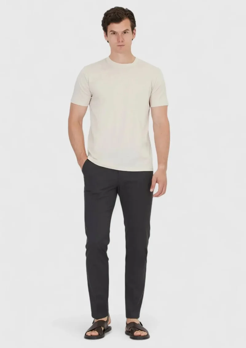 رامسي تيشيرت بيج سادة برقبة دائرية مصنوع من القطن بنسبة 100%