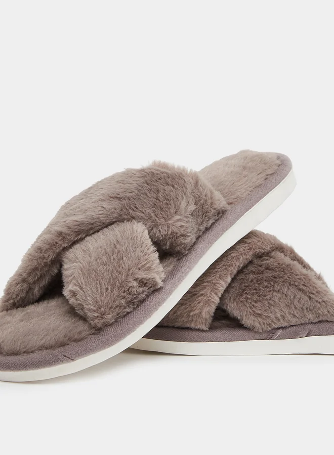 Styli Women Brown Faux Fur Criss Cross Bedroom Slippers