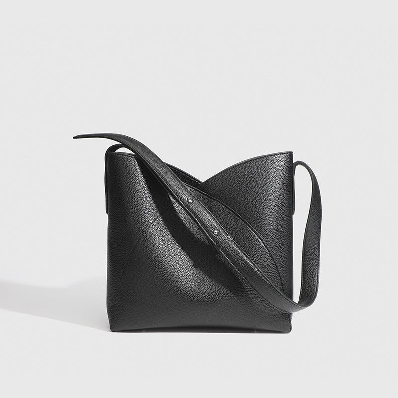 2024 Niche New Shoulder Crossbody Bag Commuter Large Capacity Casual Fashion High-End Portable Bucket Bag - Image 1