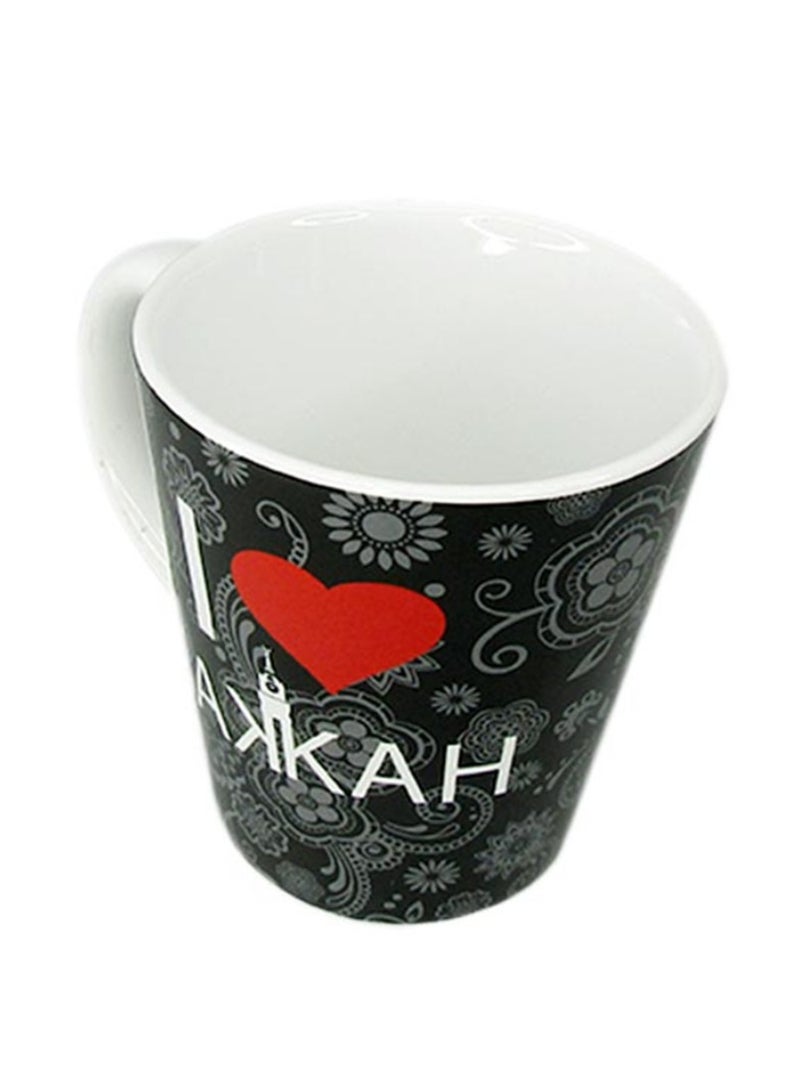 كوب "أنا أحب مكة" بنقوش سوداء - تصميم أنيق