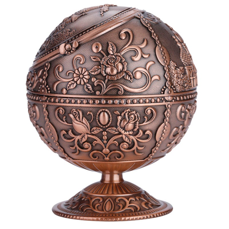 Vintage Metal Ashtray with Electroplating Process Wear-Resistant Decorative Ashtray - Delicate Carving Pattern Storage Box for Home Decor - Image 4