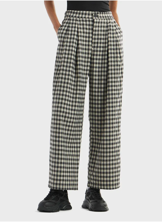 فاف Checked Button Closure Pants