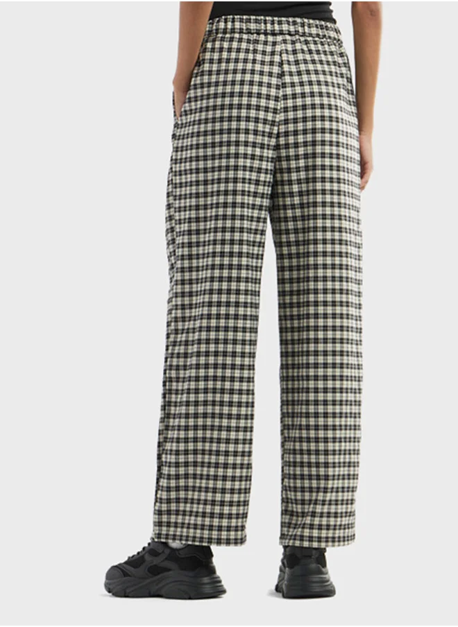 فاف Checked Button Closure Pants