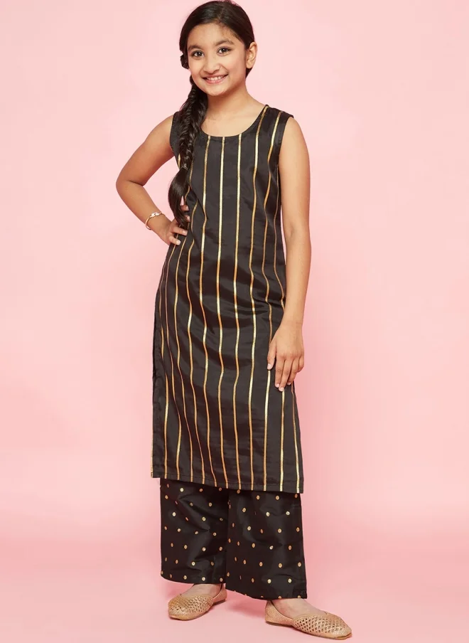 أيه كيه إس Black Striped Kurta Set for Girls