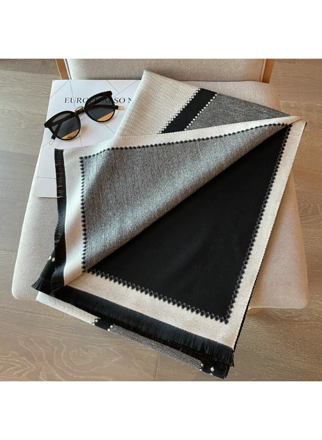 آنا شال كيب متعدد الاستخدامات بإحساس كشمير - Image 3