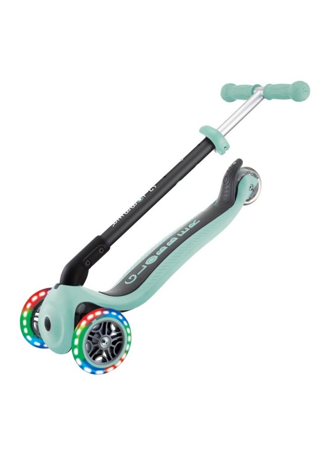 GLOBBER سكوتر جلوبر جو أب القابل للطي 3 عجلات مع عجلات مضيئة (نعناعي) - Image 1