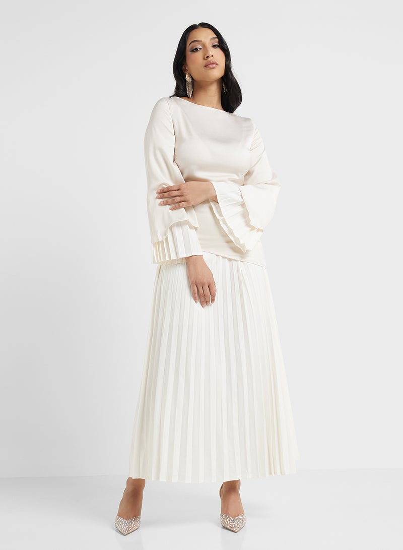 خزانة طقم تونيك وتنورة مطوية - Image 5