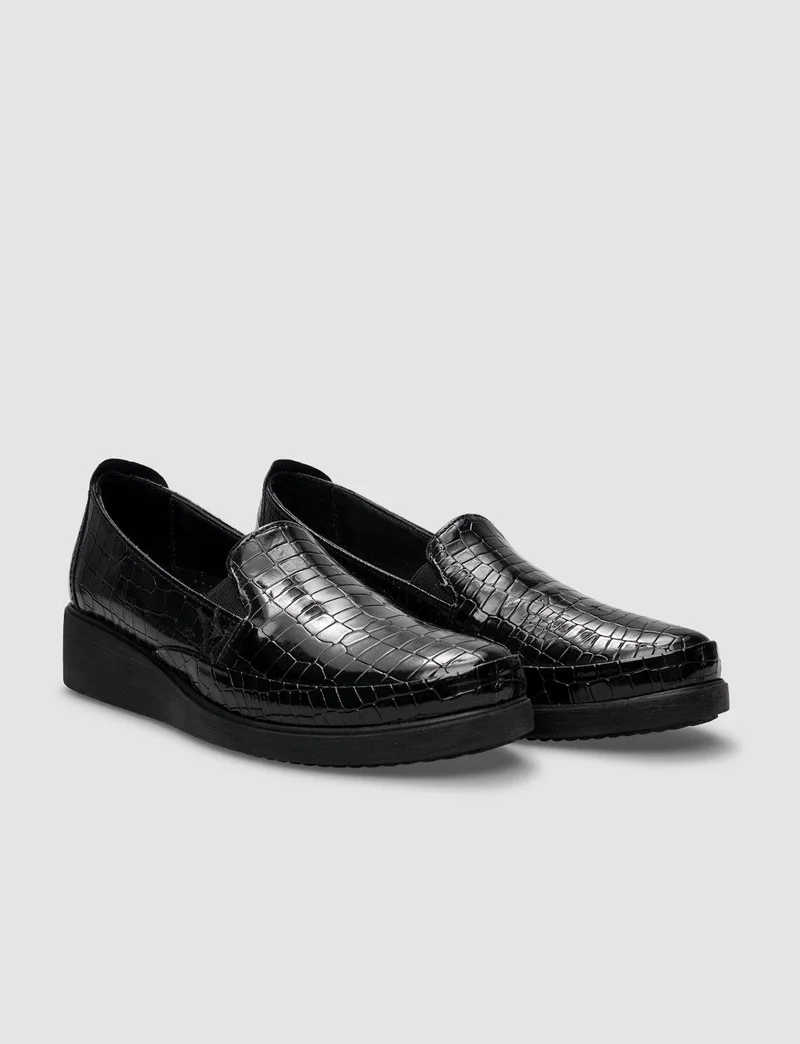 Cabani Black Crocodile Patterned Women's Casual Shoes