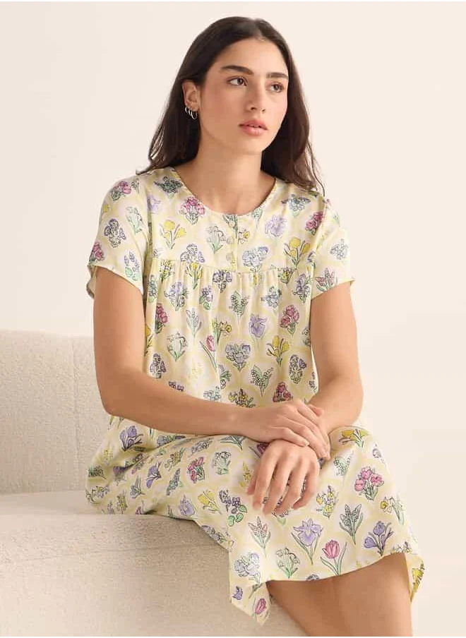 FAV All-Over Print Night Dress with Round Neck and Short Sleeves