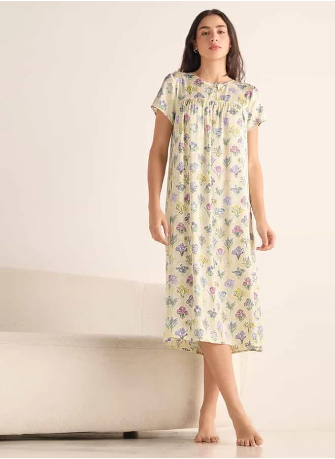 FAV All-Over Print Night Dress with Round Neck and Short Sleeves