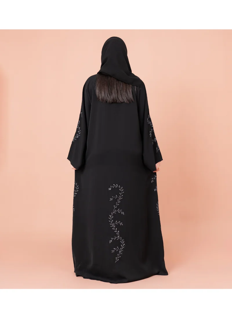 اكسا عباية تطريز ذهبي