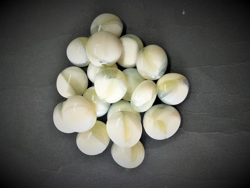 OMI Glass Pebbles Pure White Snow White Opaque Round Shaped 400g Approx 50 Pieces - Image 2