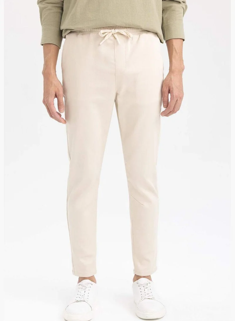 ديفاكتو Jogger Fit Tie Waist Chino Trousers
