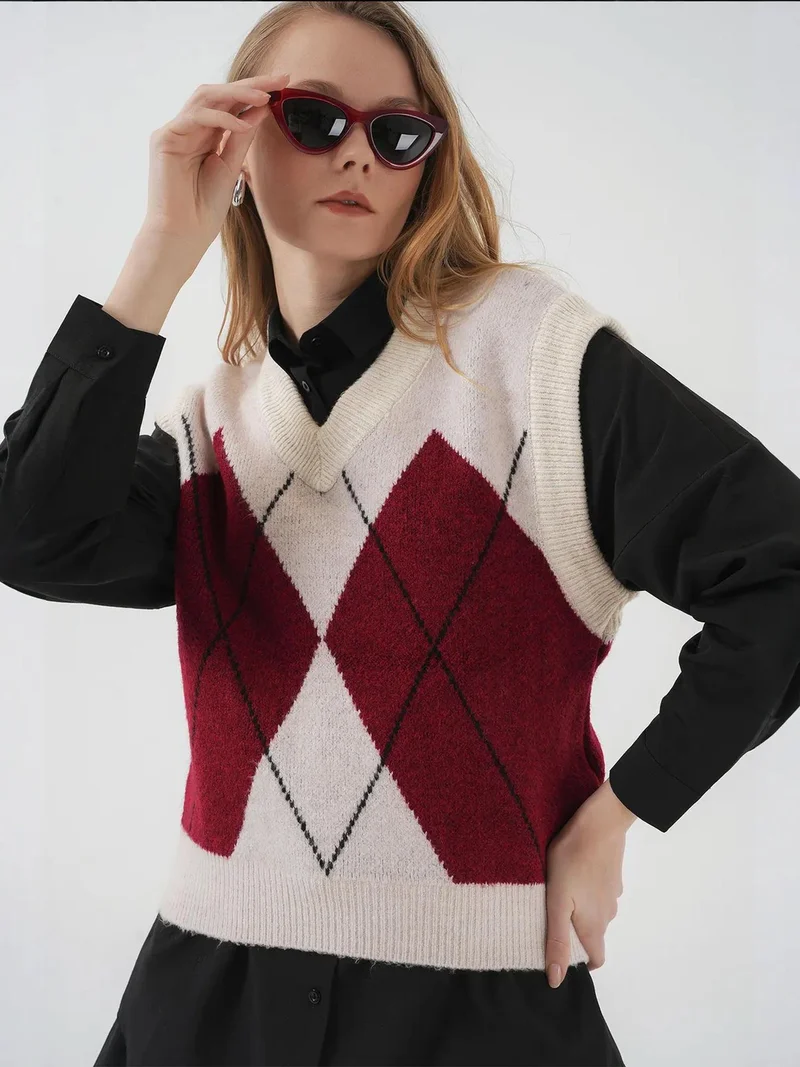 Big Dart Red V-Neck Knit Sweater Vest with Ribbed Trim for Women | Best Price UAE