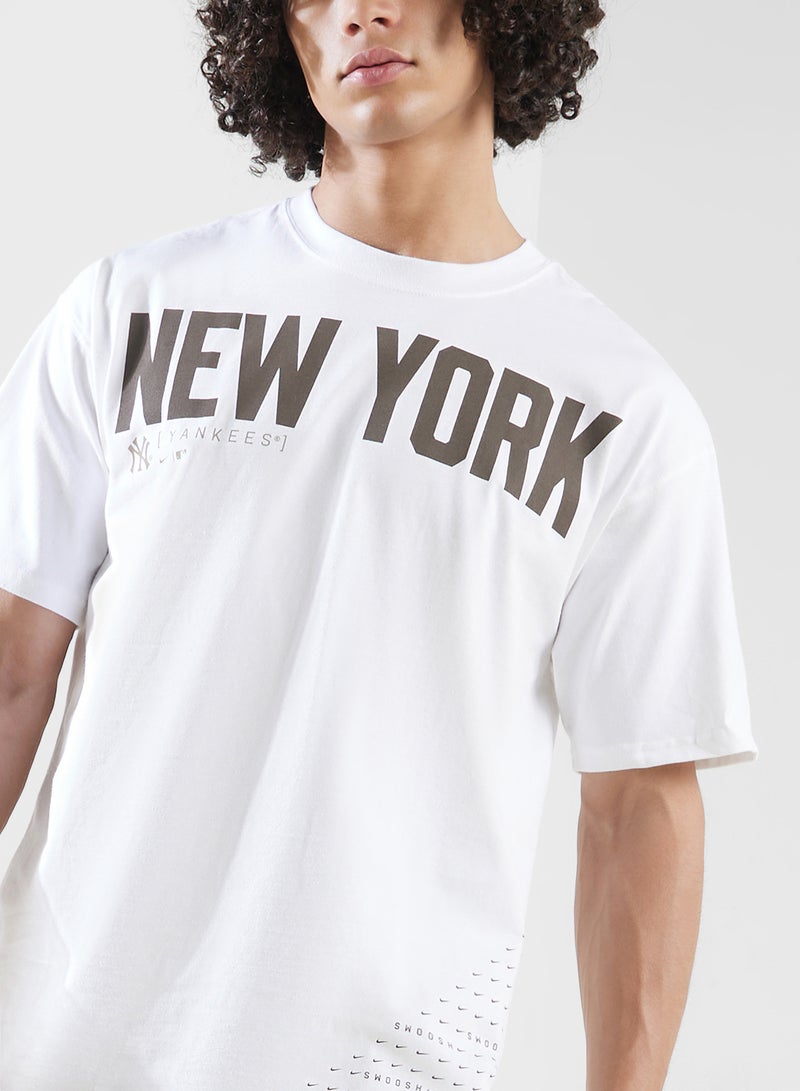 Nike New York Yankees Max 90 T-Shirt - Image 3