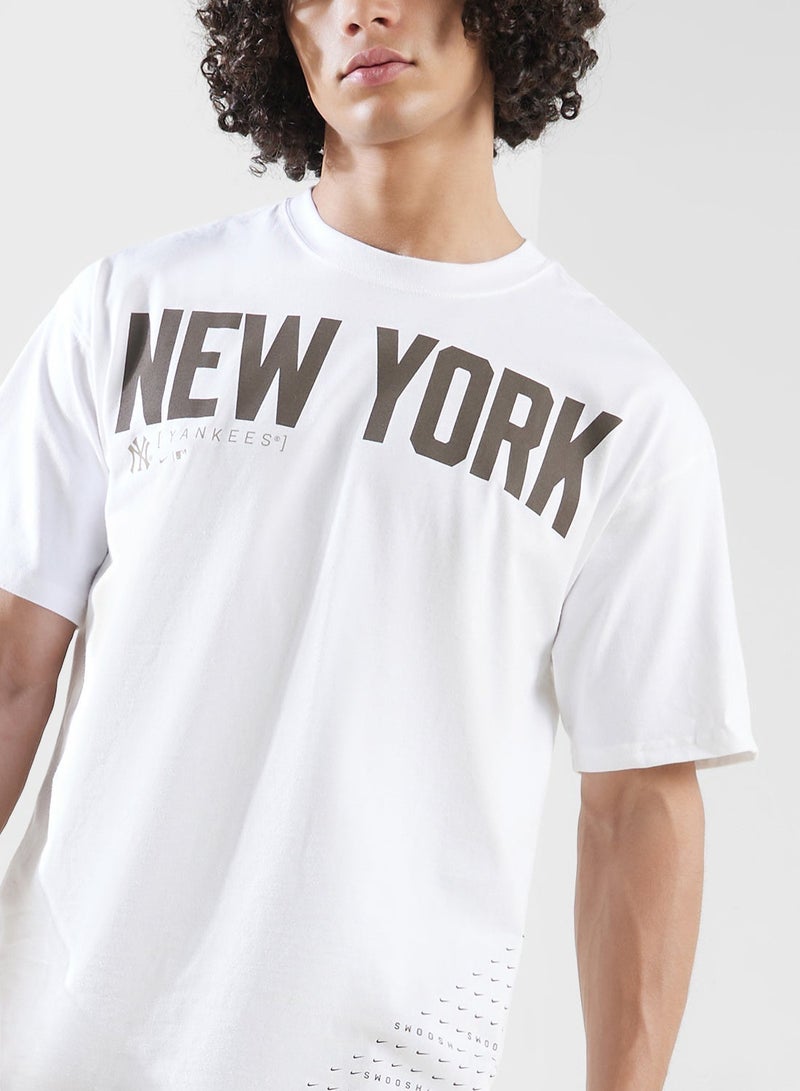 Nike New York Yankees Max 90 T-Shirt - Image 3