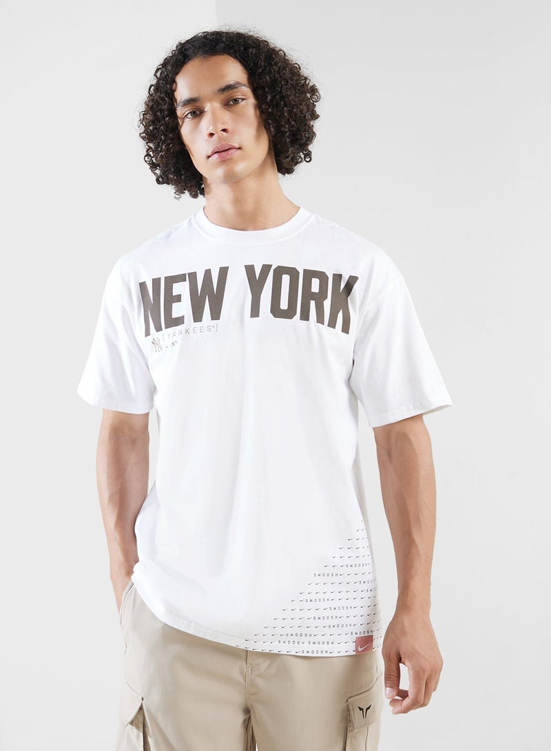 Nike New York Yankees Max 90 T-Shirt - Image 1