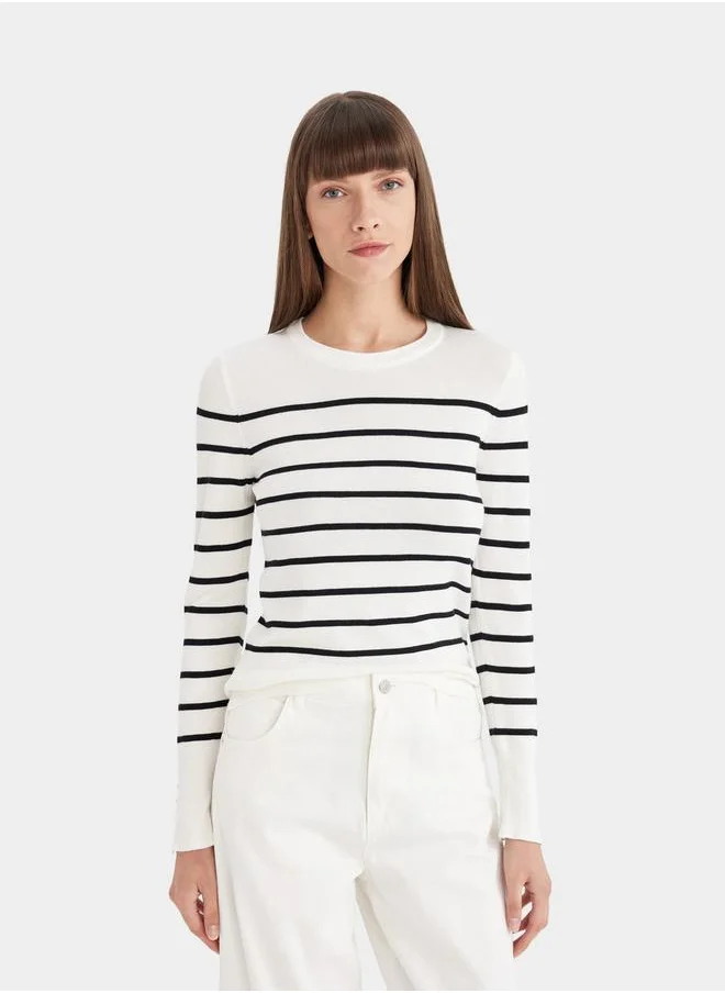 ديفاكتو Striped Crew Neck Regular Fit Sweater by Styli