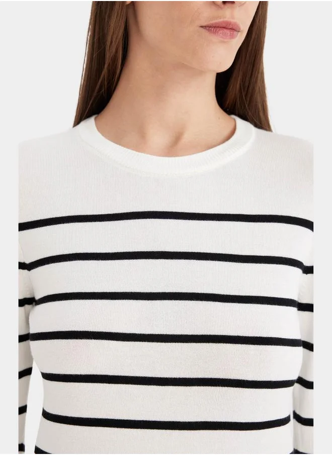 ديفاكتو Striped Crew Neck Regular Fit Sweater by Styli