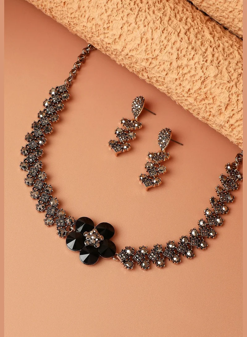 SOHI Gold Plated Designer Stone Party Wear Necklace and Earring Set For Women