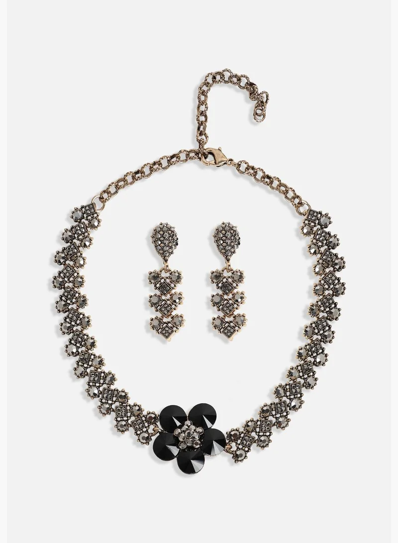 SOHI Gold Plated Designer Stone Party Wear Necklace and Earring Set For Women