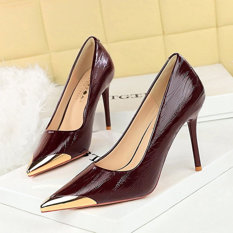 3739-62 Single Shoes (This Model Is Sold Out And Will Not Be Restocked) - Image 3