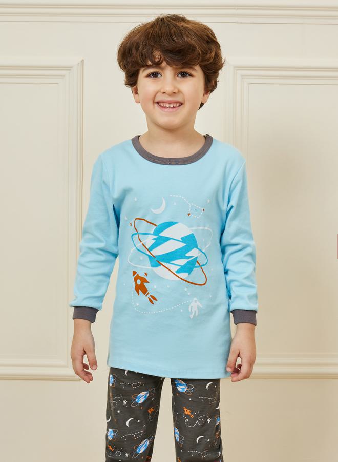 ستايلي طقم تي شيرت وبنطلون بيجامة بطبعة جرافيك - Image 2