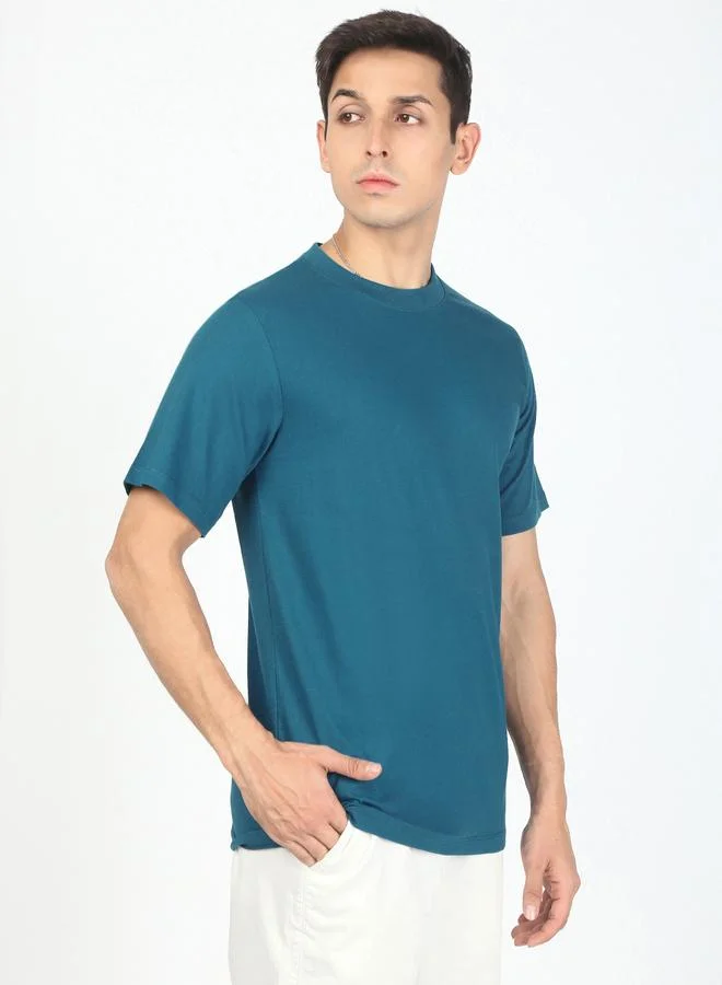 Styli Men Blue Solid Regular Fit T-Shirt By Bene Kleed