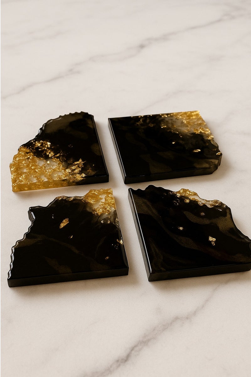 Ready For Chai طقم كوسترات فاخرة باللونين الأسود والذهبي - مصنوعة يدويًا مستوحاة من الجيود (طقم من 4 قطع) - Image 3