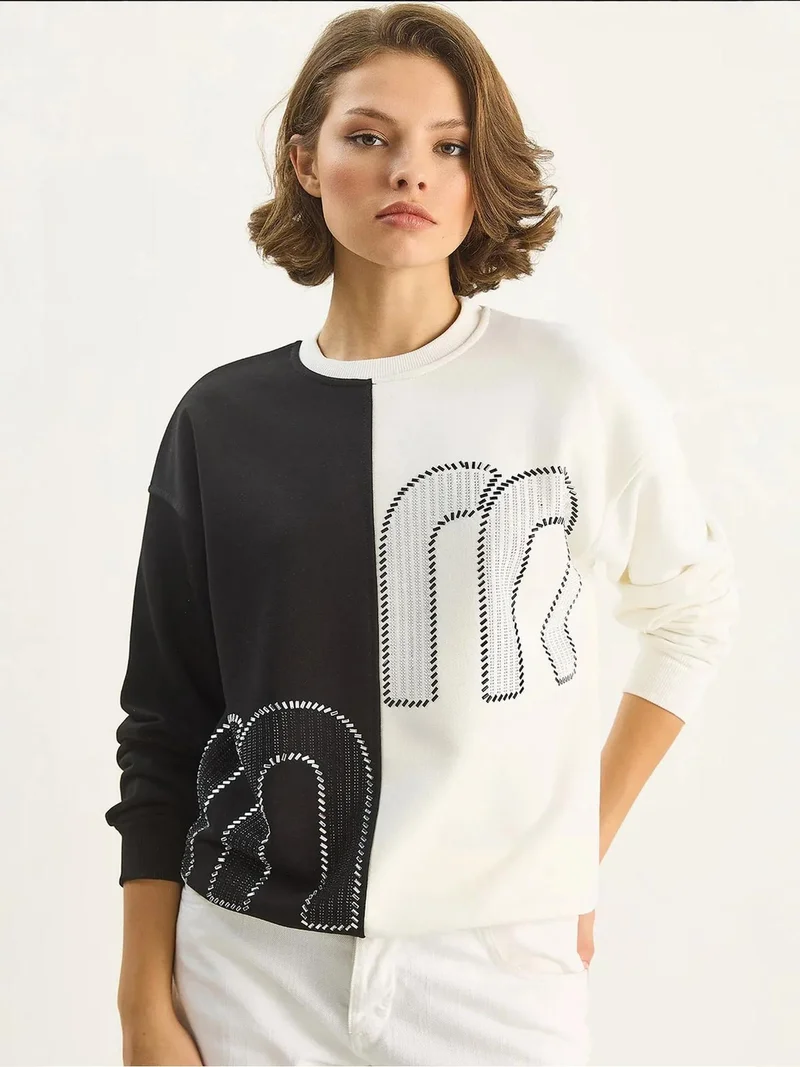 بيانكو لوتشي سويت شيرت  بطبعة شعار كبير بياقة دائرية